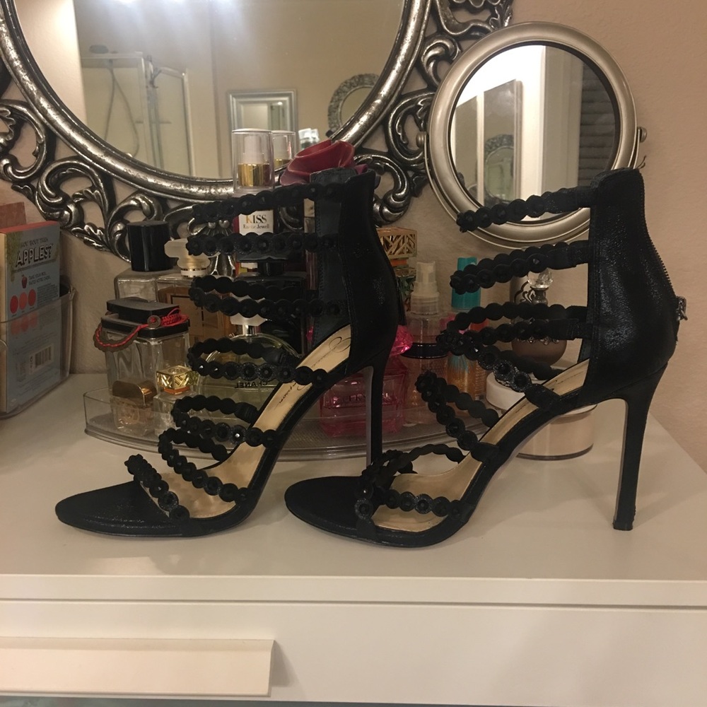 Jessica Simpson heels in excellent condition